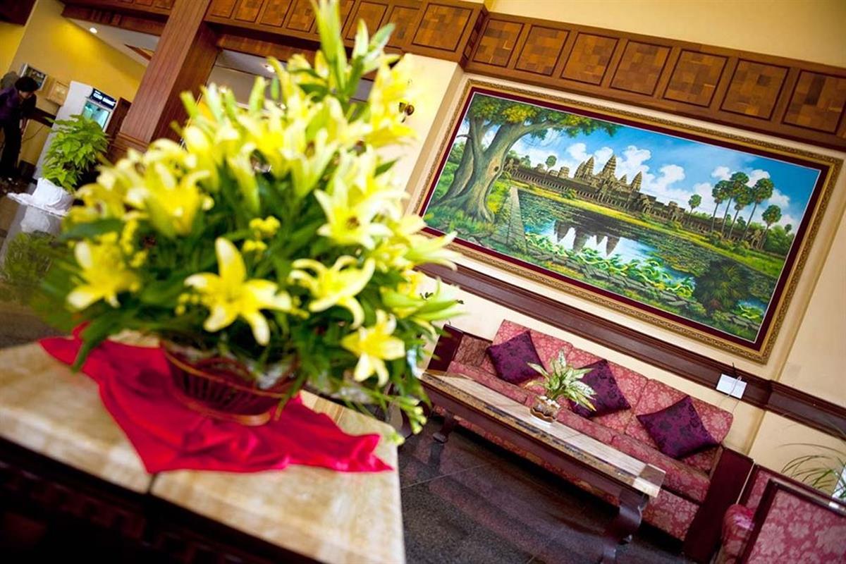 Ohana Phnom Penh Palace Hotel – Lobby