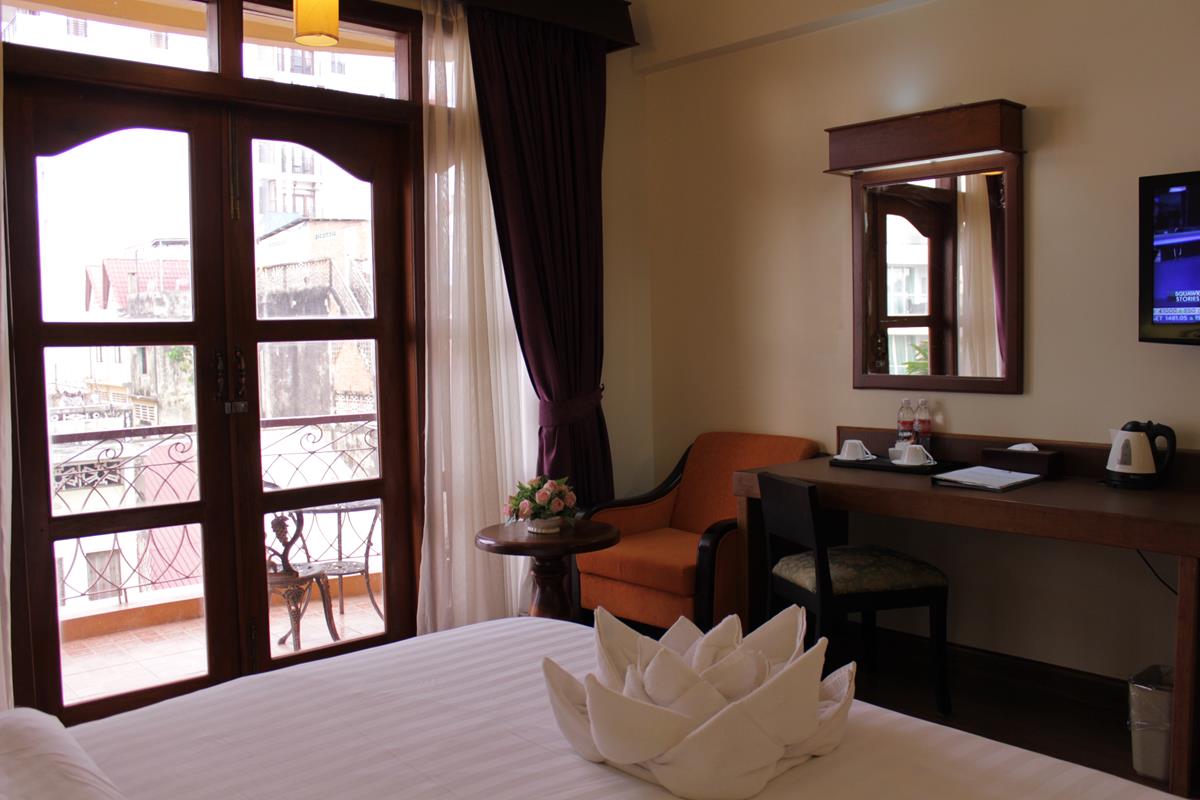 Ohana Phnom Penh Palace Hotel – Pokój Deluxe z Balkonem