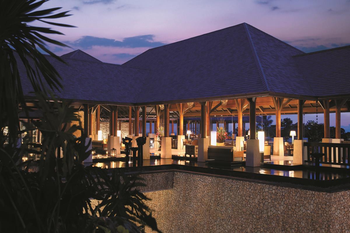 Shangri La Boracay Resort & Spa – Lobby