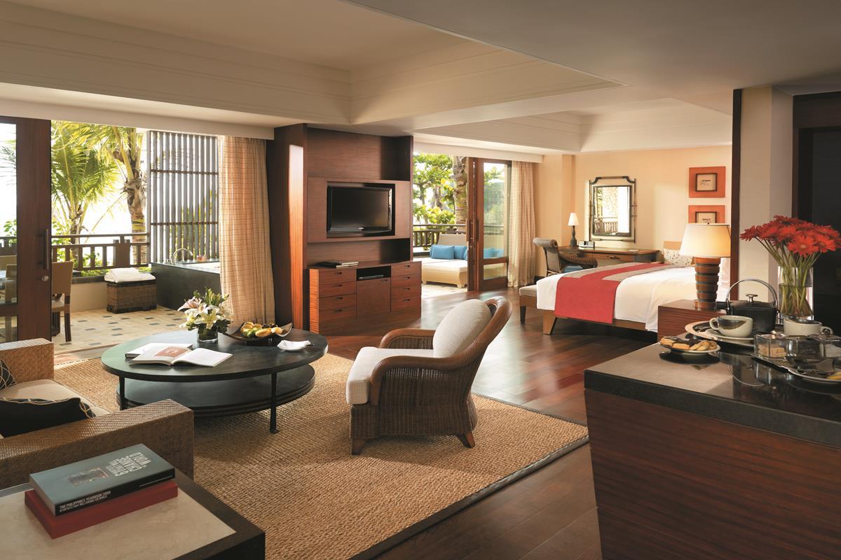 Shangri La Boracay Resort & Spa – Seaview Suite