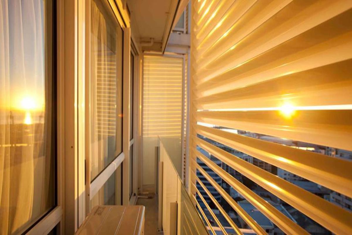 The Quadrant Hotel & Suites – Balkon