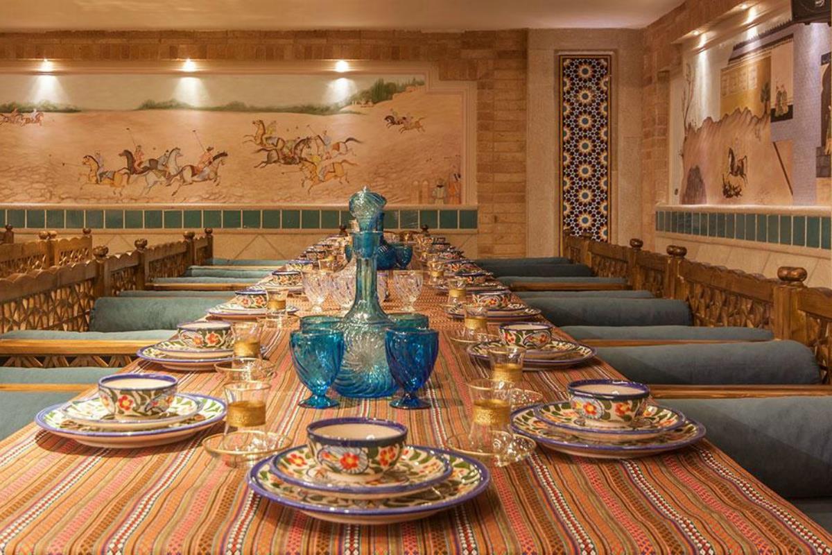 Zandiyeh Hotel – Restauracja