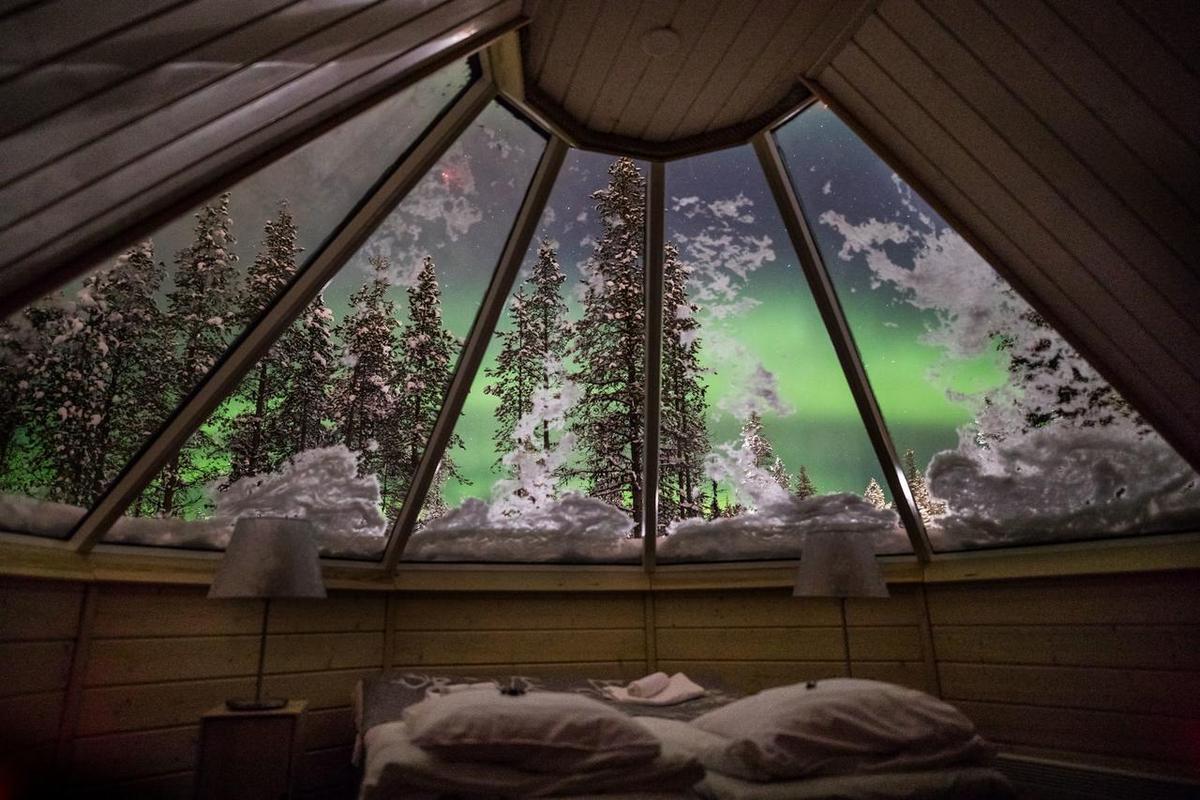 Northern Lights – Aurora Cabin
