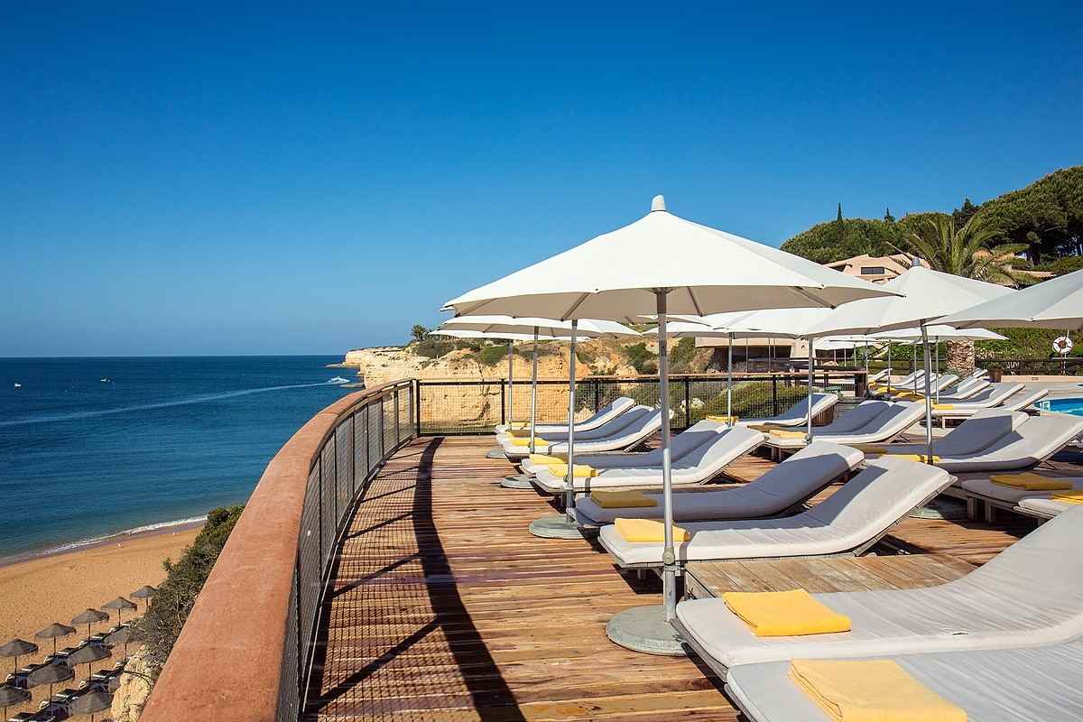 Vilalara Thalassa Resort – Taras słoneczny