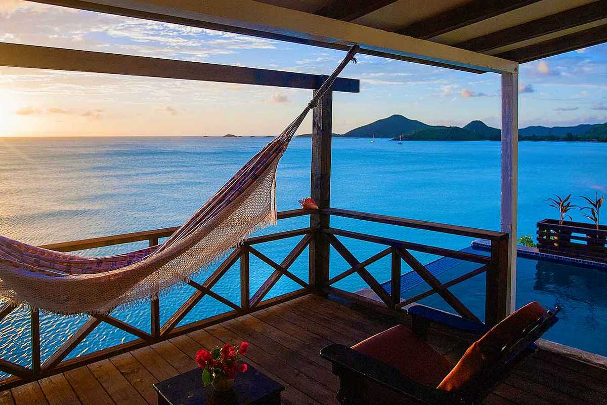 Cocos Hotel Antigua – Sunset Pool Cottage