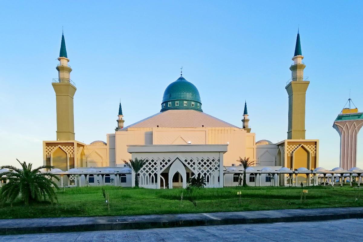 Balikpapan – Madinatul Iman Mosque