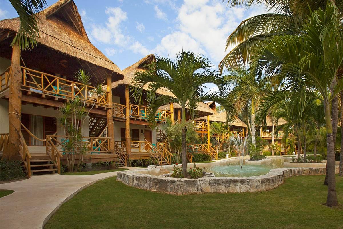 Mahekal Beach Resort – Garden-View King