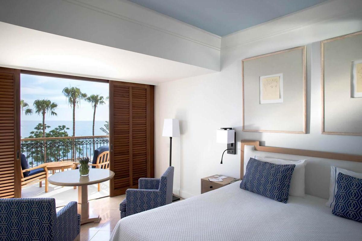 Annabelle – Deluxe Sea View Suite