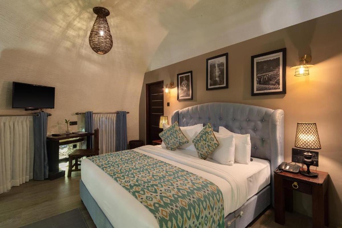 Hotel Dream Cliff Mountain Resort – Luxury Beehive