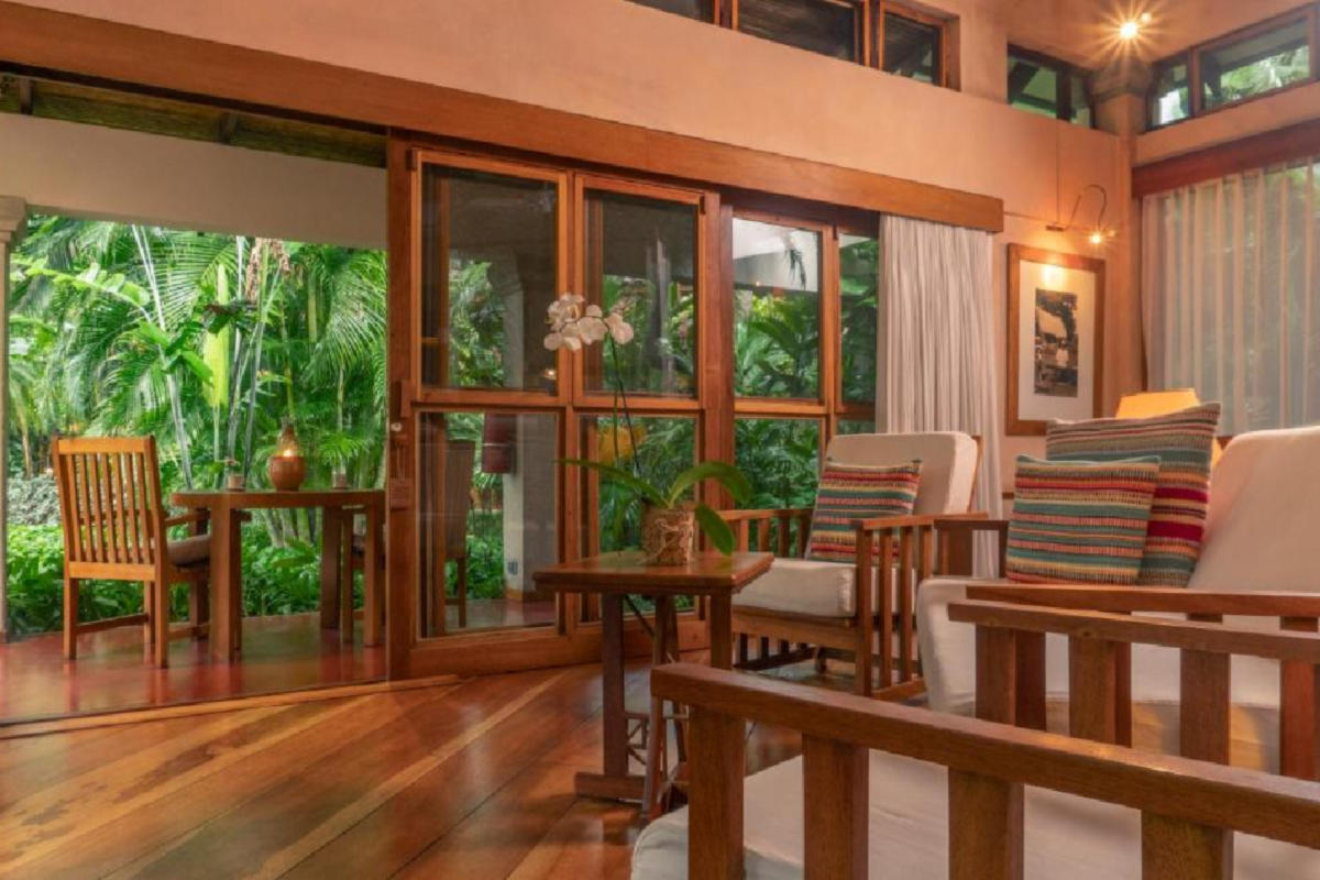 Capitán Suizo Beachfront Boutique Hotel – Bungalow