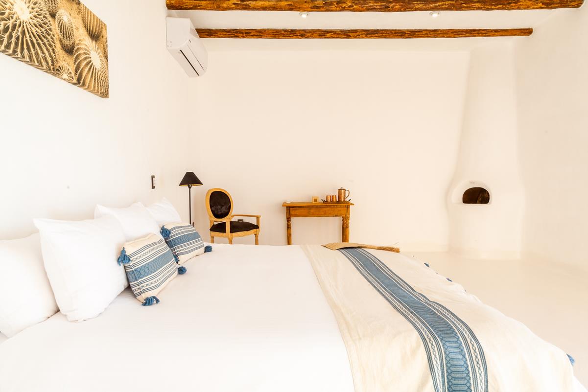 The White Lodge – Two-Bedroom Panoramic Ocean Suite