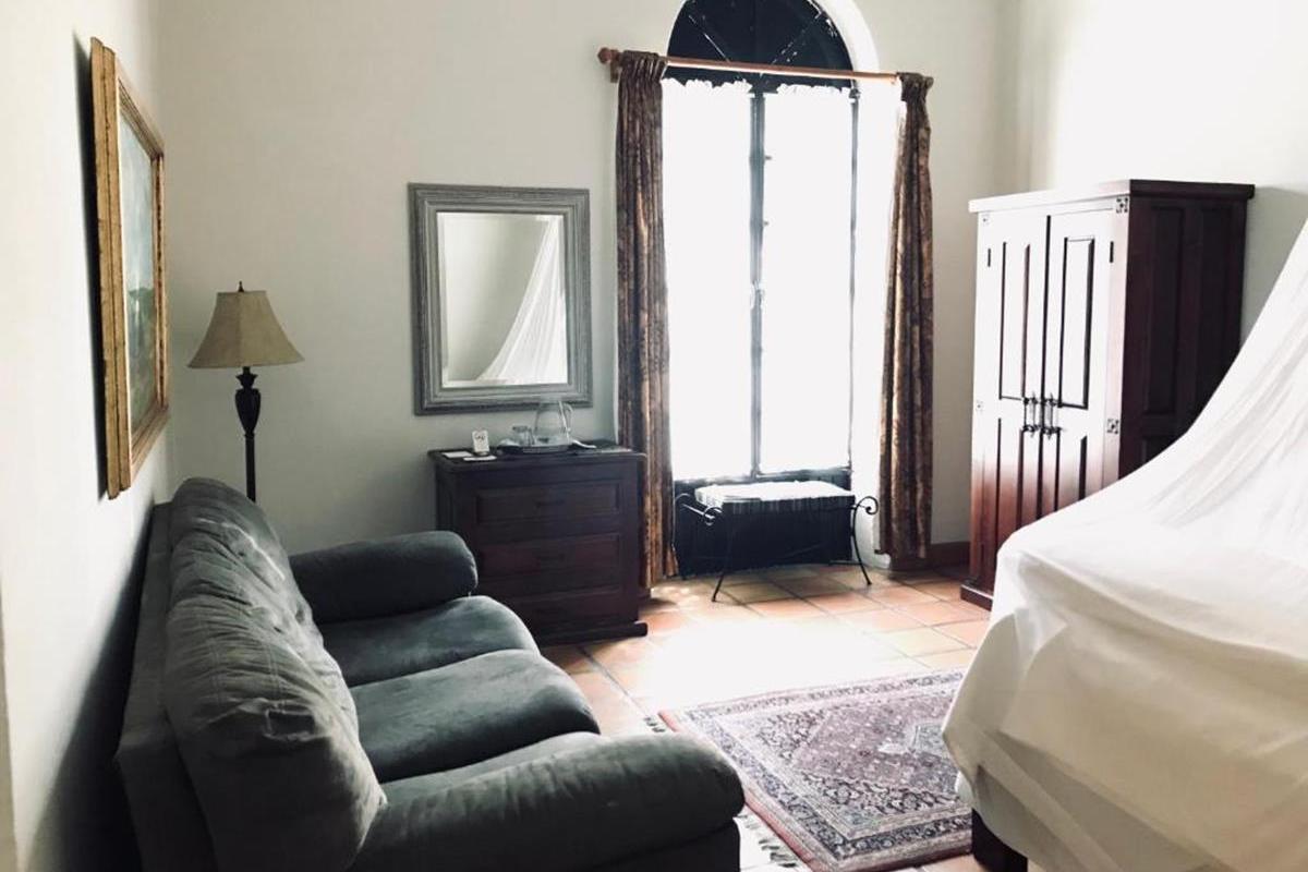 Todos Santos Inn – Double Room