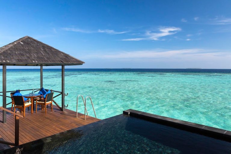 The Sun Siyam Iru Fushi Resort – Infinity Water Villa